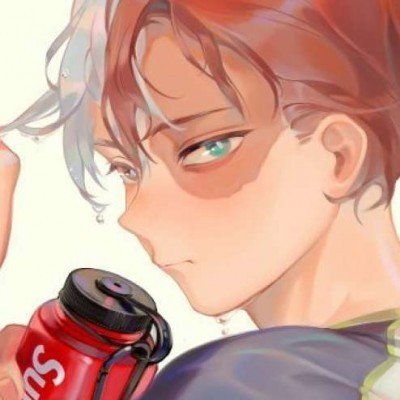 女生痛经捡来的猫从门缝推药进来
